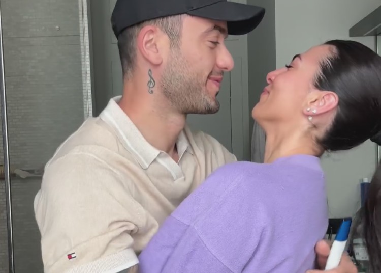 Giulia Salemi e Pierpaolo Pretelli mostrano il momento in cui hanno scoperto di aspettare un bambino Giulia Salemi e Pierpaolo Pretelli mostrano il momento in cui hanno scoperto di aspettare un bambino