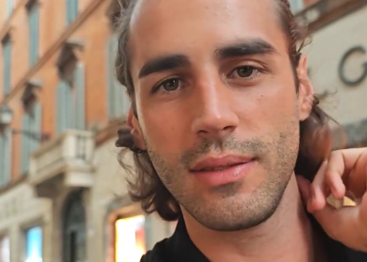 La moglie di Gianmarco Tamberi lo costringe a ricomprare la fede persa nella Senna La moglie di Gianmarco Tamberi lo costringe a ricomprare la fede persa nella Senna