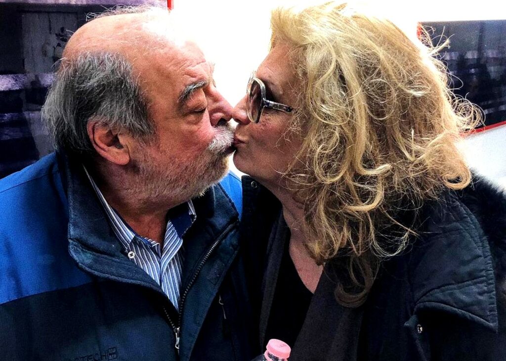 E' morto poche ore fa lo storico compagno di Iva Zanicchi, Fausto Pinna: erano insieme da quasi quarant’anni E' morto poche ore fa lo storico compagno di Iva Zanicchi, Fausto Pinna: erano insieme da quasi quarant’anni