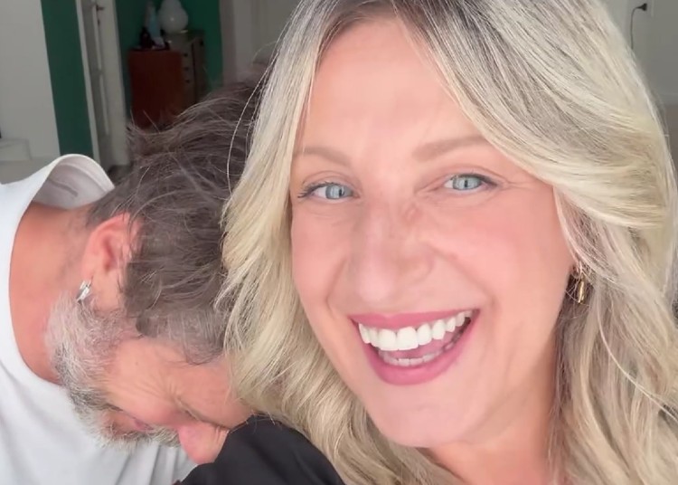 Katia Follesa e Angelo Pisani annunciano la separazione con un video Katia Follesa e Angelo Pisani annunciano la separazione con un video