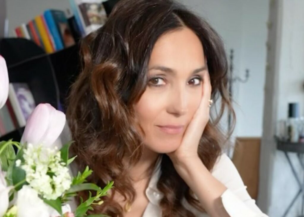 ''Guido Alberto e Cora sono uno l'opposto dell'altra, con loro sono dura e severa'': Caterina Balivo parla dei figli e della loro educazione ''Guido Alberto e Cora sono uno l'opposto dell'altra, con loro sono dura e severa'': Caterina Balivo parla dei figli e della loro educazione