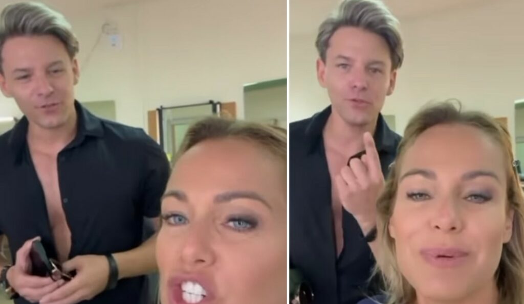 Sonia Bruganelli conosce il suo insegnante a 'Ballando' e inizia le prove, ma qualcosa va subito storto: ecco cos'è successo Sonia Bruganelli conosce il suo insegnante a 'Ballando' e inizia le prove, ma qualcosa va subito storto: ecco cos'è successo