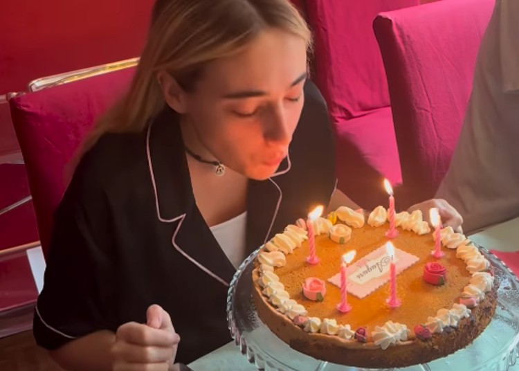 Benedetta Parodi festeggia i 20 anni della figlia Eleonora Caressa