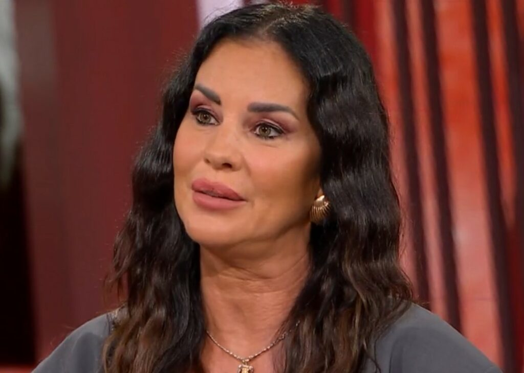 ''Se mia figlia facesse una cosa del genere, cambierei nazione'': Antonella Mosetti scandalizzata per le ventenni che fanno il 'Calippo Tour' ''Se mia figlia facesse una cosa del genere, cambierei nazione'': Antonella Mosetti scandalizzata per le ventenni che fanno il 'Calippo Tour'