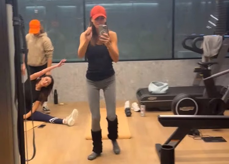 Belen Rodriguez e Claudia Galanti si allenano insieme in palestra