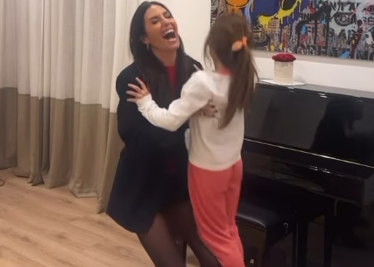 Elisabetta Gregoraci è una zia dolcissima con i nipotini Gabriel e Ginevra