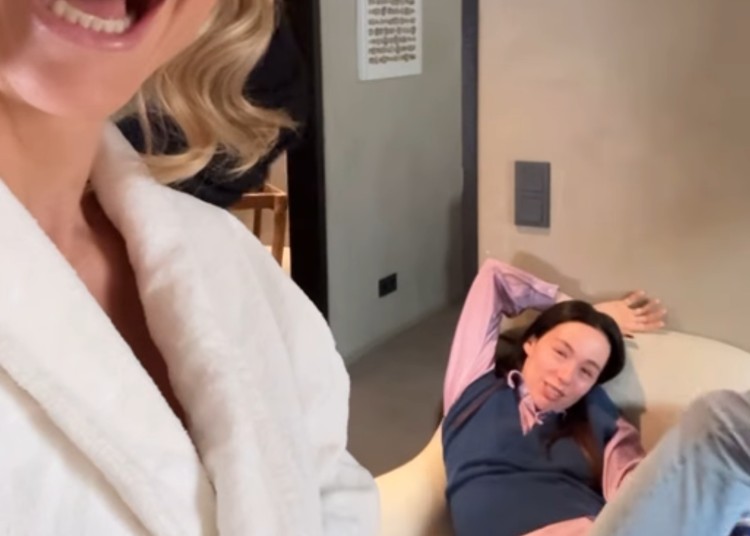 Michelle Hunziker e Aurora Ramazzotti in Germania per uno show Michelle Hunziker e Aurora Ramazzotti in Germania per uno show