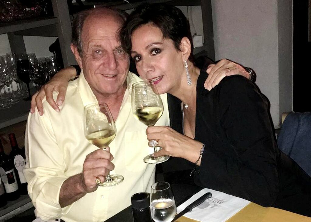 ''Non voleva che stessi lì, mi ha detto: vai via'': il vedovo di Anna Kanakis racconta l'ultimo giorno dell'attrice a un anno dalla sua tragica morte ''Non voleva che stessi lì, mi ha detto: vai via'': il vedovo di Anna Kanakis racconta l'ultimo giorno dell'attrice a un anno dalla sua tragica morte