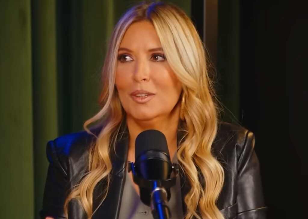 ''Ho smesso di mangiare carne da un giorno all’altro'': Selvaggia Lucarelli racconta perché ha eliminato gli animali dal piatto ''Ho smesso di mangiare carne da un giorno all’altro'': Selvaggia Lucarelli racconta perché ha eliminato gli animali dal piatto