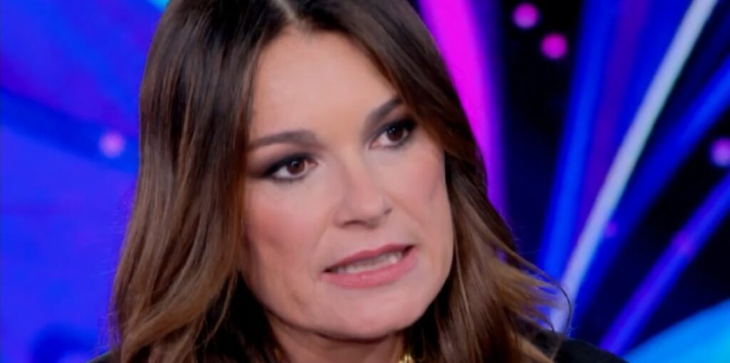 ''Buffon dispiaciuto di quello che mi ha fatto? Ci mancherebbe altro'': Alena Seredova in tv parla anche dei 15 kg persi ''Buffon dispiaciuto di quello che mi ha fatto? Ci mancherebbe altro'': Alena Seredova in tv parla anche dei 15 kg persi