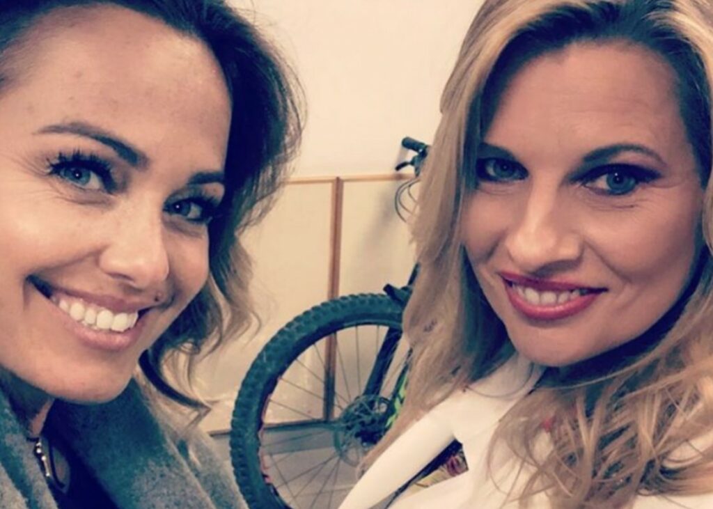 ''La solidarietà fra donne non finisce se finisce il matrimonio di una delle due'': Sonia Bruganelli risponde alle parole gelide di Laura Freddi ''La solidarietà fra donne non finisce se finisce il matrimonio di una delle due'': Sonia Bruganelli risponde alle parole gelide di Laura Freddi