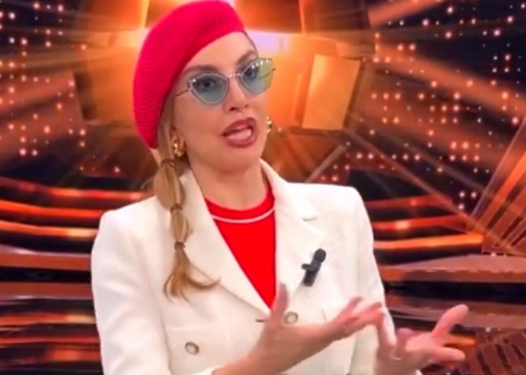 ''Mariotto diverso da Madonia, è una persona di famiglia'': Milly Carlucci spiega perché il giudice è rimasto a 'Ballando' e il ballerino no