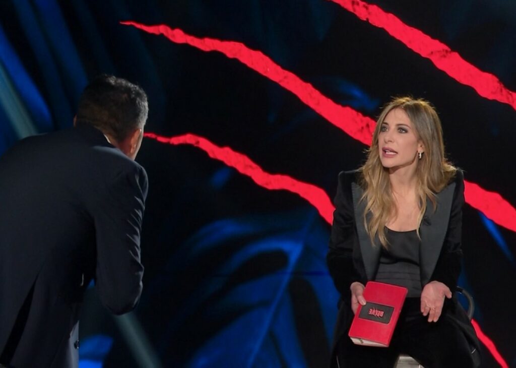 ''Sono umano, con le mie fragilità'': Teo Mammucari ammette l'errore a 'Belve' e spiega il vero motivo per cui se n'è andato ''Sono umano, con le mie fragilità'': Teo Mammucari ammette l'errore a 'Belve' e spiega il vero motivo per cui se n'è andato