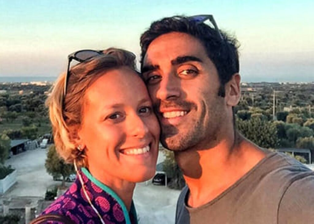 Il vecchio cellulare lasciato a casa e la missione del paparazzo: Federica Pellegrini rivela come scoprì i tradimenti dell’ex Filippo Magnini Il vecchio cellulare lasciato a casa e la missione del paparazzo: Federica Pellegrini rivela come scoprì i tradimenti dell’ex Filippo Magnini