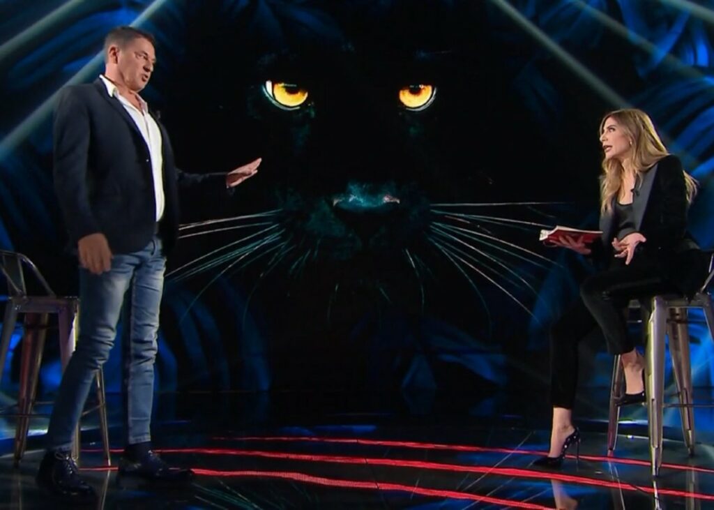 ''Vaffa…'': Teo Mammucari furioso abbandona 'Belve' durante la registrazione e manda a quel paese la Fagnani ''Vaffa…'': Teo Mammucari furioso abbandona 'Belve' durante la registrazione e manda a quel paese la Fagnani