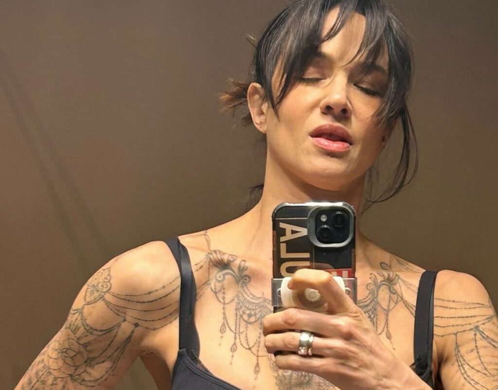 ''Chissà se riuscirò a trovare un compagno che mi voglia bene'': Asia Argento, riflessioni ''spaventose'' a quasi 50 anni ''Chissà se riuscirò a trovare un compagno che mi voglia bene'': Asia Argento, riflessioni ''spaventose'' a quasi 50 anni