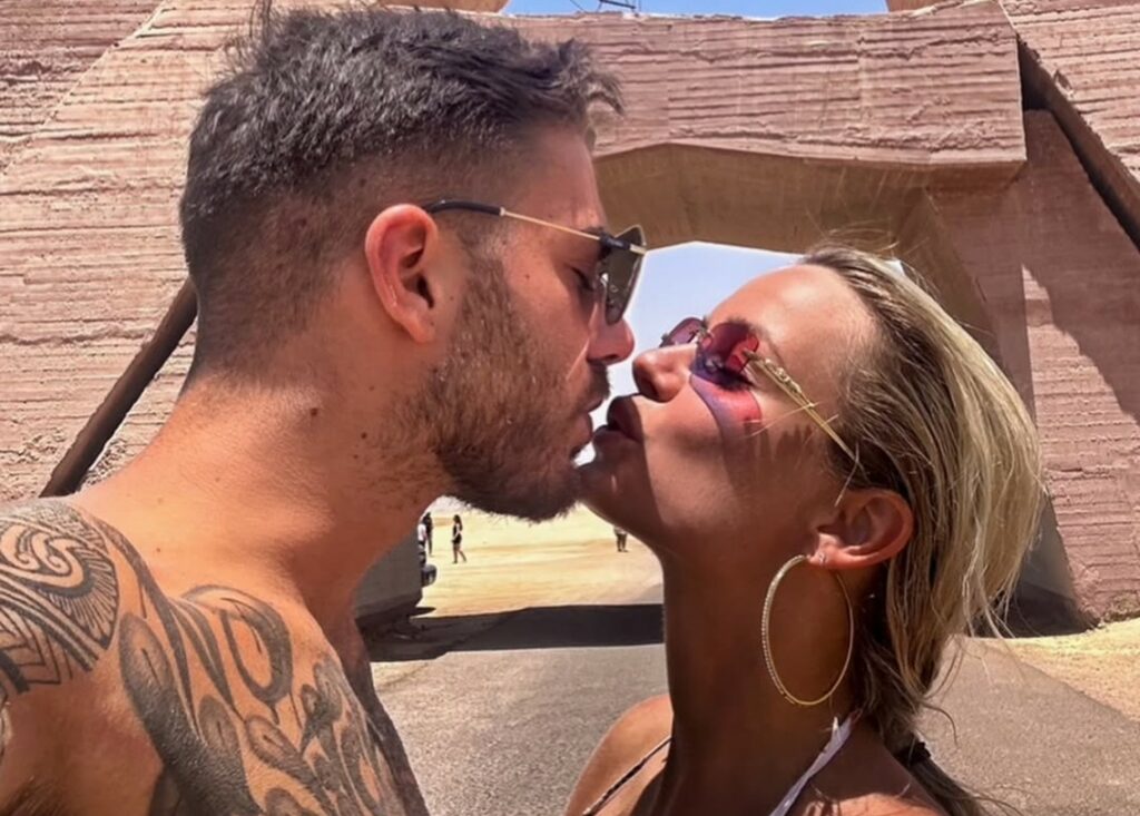 ''Viviamo insieme e abbiamo ristrutturato casa'': Mercedesz Henger rivela chi è il suo nuovo fidanzato e dove convivono ''Viviamo insieme e abbiamo ristrutturato casa'': Mercedesz Henger rivela chi è il suo nuovo fidanzato e dove convivono