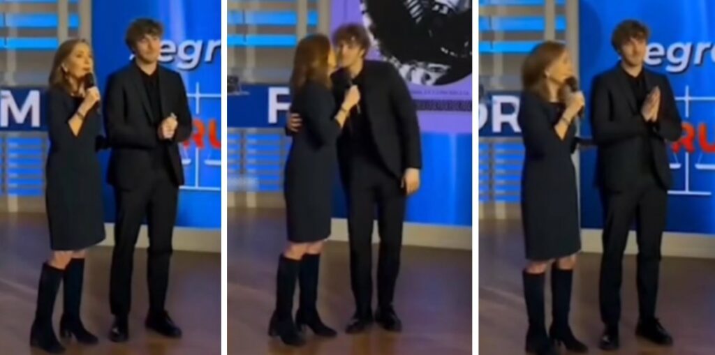 ''Eleonora ci sta per salutare'': Barbara Palombelli abbraccia in diretta Paolo Ciavarro e fa capire che la Giorgi non ha molto tempo ''Eleonora ci sta per salutare'': Barbara Palombelli abbraccia in diretta Paolo Ciavarro e fa capire che la Giorgi non ha molto tempo