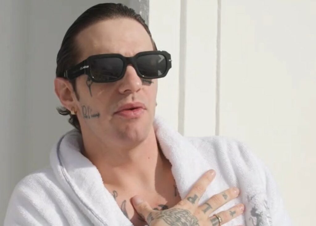 ''Mi piacerebbe tantissimo fare famiglia, avere 15 figli, ma devo scegliere la persona giusta'': la confessione di Achille Lauro