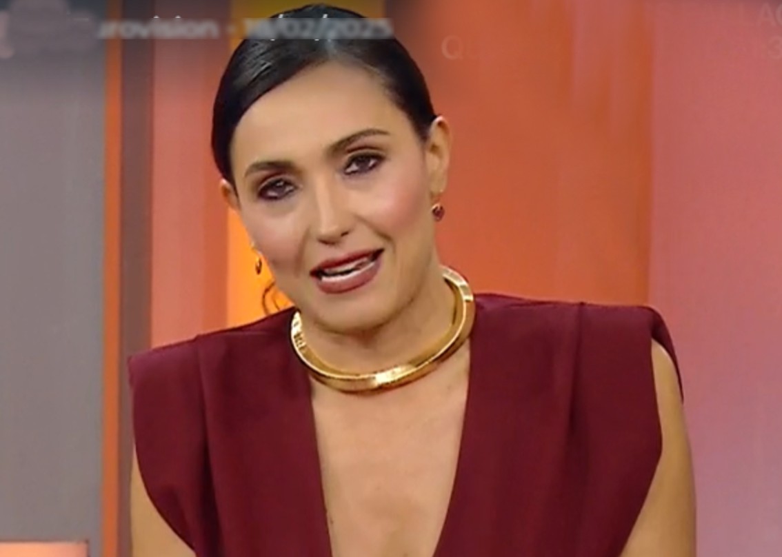 ''Mi sto per arrabbiare, questa canzone prende in giro l’Italia'': Caterina Balivo alterata in diretta, ecco con chi ce l’aveva - Gossip.it | News sul Gossip e VIP