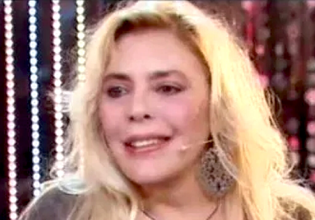 E' morta a 76 anni Nadia Cassini: dal successo nei film 'scollacciati' fino all'intervento di chirurgia plastica andato male, chi era