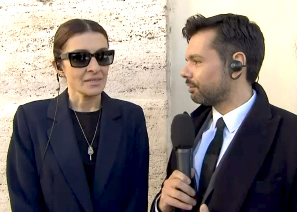 ''Vorrei che oggi fosse una festa'': la vedova di Pietro Genuardi parla in tv durante i funerali dell'attore a Roma