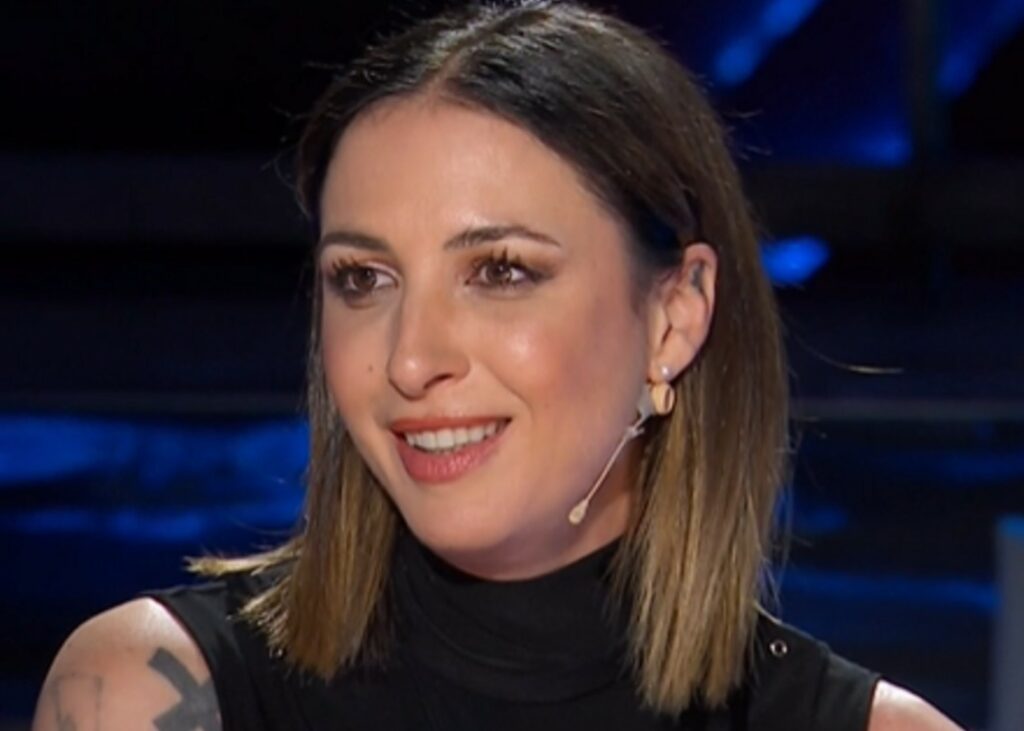 ''Sesso sul lavoro? Sì, l'ho fatto nel camerino di Ballando con le Stelle'': l'ammissione in tv di Ema Stockolma, ai tempi legata a Madonia