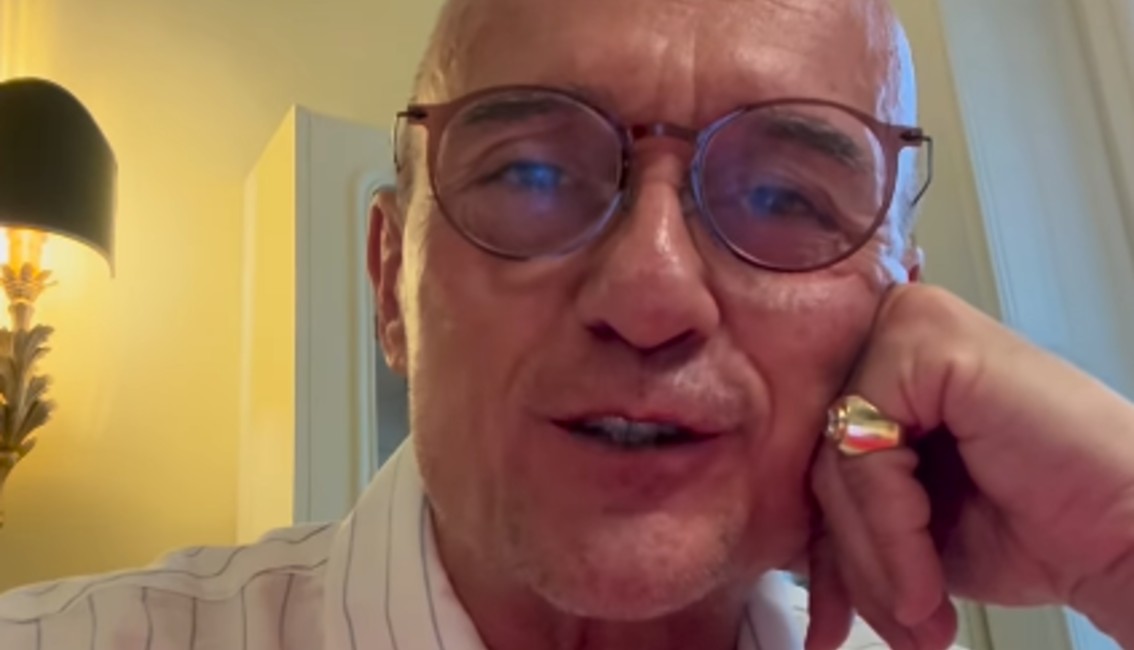 ''Ho tagliato i ponti, tanto da essere considerato ingrato'': Alfonso Signorini prende le distanze dal gossip, vorrebbe fare il divulgatore culturale - Gossip.it | News sul Gossip e VIP