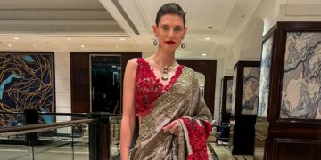 Bianca Balti stupenda coi capelli cortissimi post-chemio alla serata di gala in India con abiti tradizionali sudasiatici: guarda
