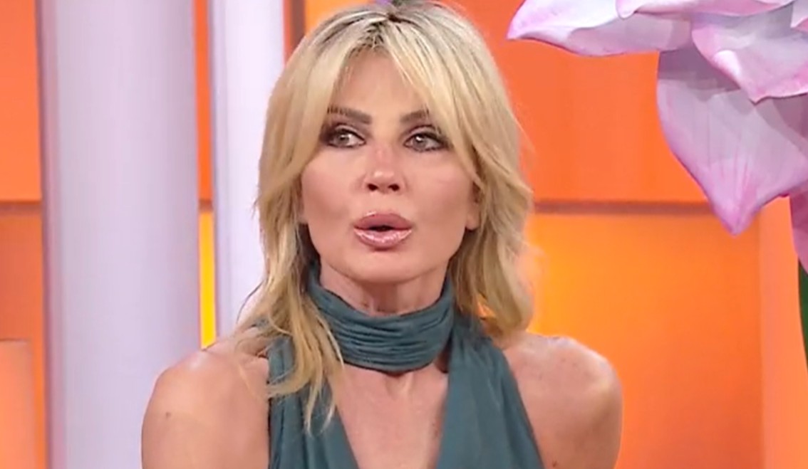 ''Mia figlia aveva cominciato a perdere i capelli'': Nathaly Caldonazzo racconta dei problemi alimentari vissuti dalla sua Mia - Gossip.it | News sul Gossip e VIP