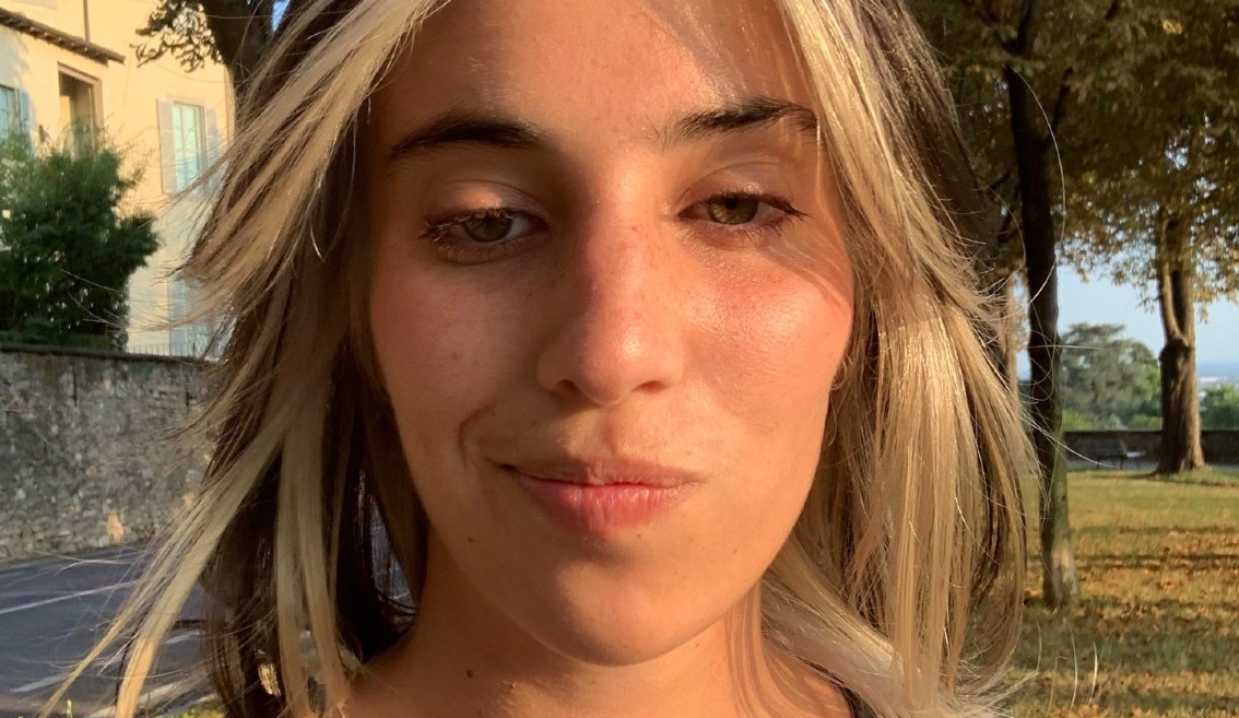 La figlia di Cristina Parodi ed ex concorrente di 'Amici' ammette che non è nata con un talento per cantare: ''Ci ho dovuto lavorare'' - Gossip.it | News sul Gossip e VIP