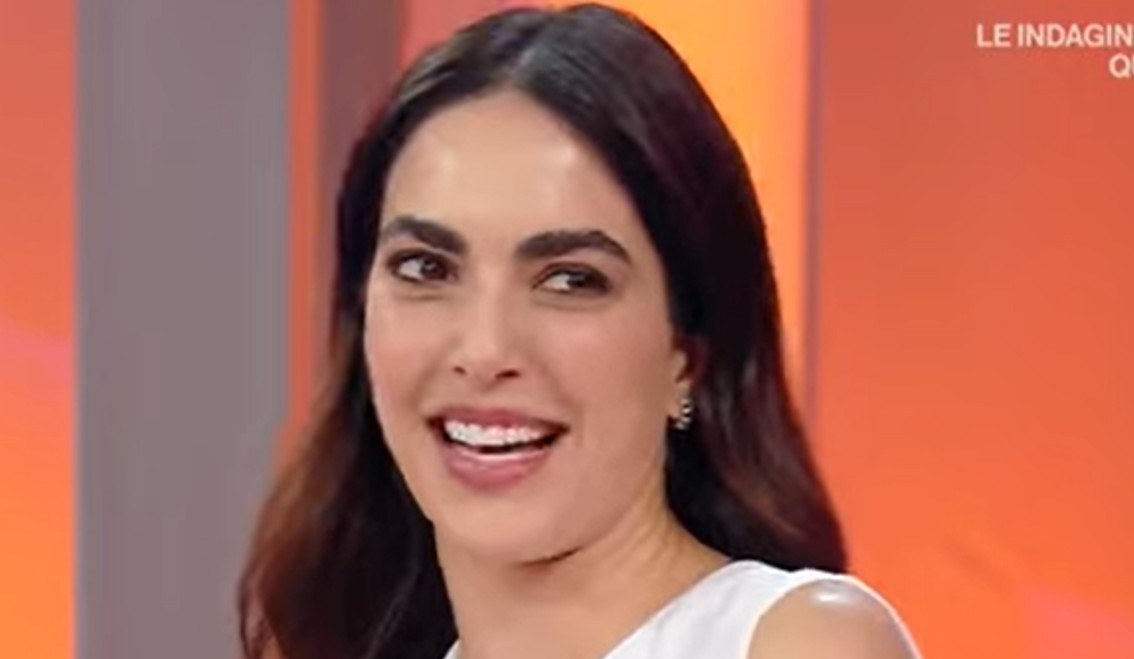 ''Abbiamo fatto l'amore in inglese'': Rocìo Munoz Morales rivela il dettaglio sugli inizi della storia con Raoul Bova - Gossip.it | News sul Gossip e VIP