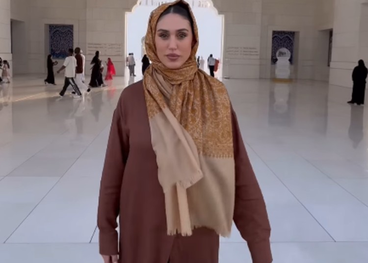 Cecilia Rodriguez sfila per scherzo a Dubai