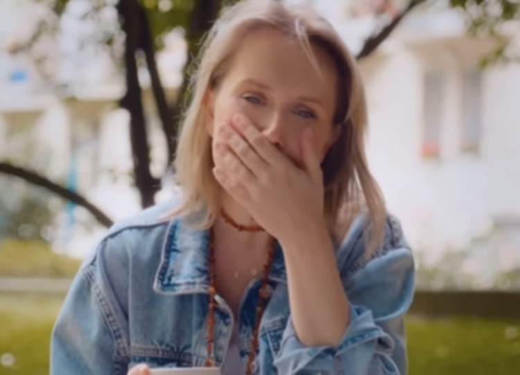 La protagonista di 'Un Medico in Famiglia' Margot Sikabonyi a 42 anni è incinta per la terza volta! La protagonista di 'Un Medico in Famiglia' Margot Sikabonyi a 42 anni è incinta per la terza volta!