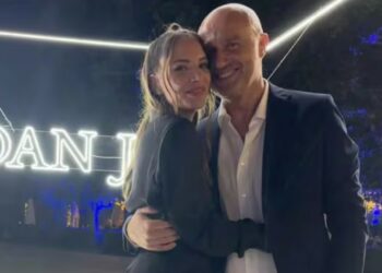 ''E' già la seconda volta che scambiano la mia fidanzata per mia figlia'': Rudy Zerbi rivela l'imbarazzante equivoco a causa della differenza d’età