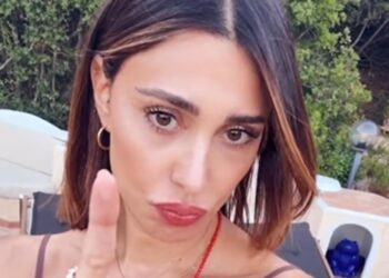 Belen Rodriguez ha lanciato la maschera dedicata alla cura delle parti intime femminili