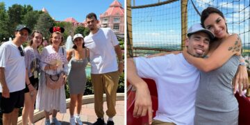 Elettra Lamborghini a Disneyland Paris con il marito e la famiglia