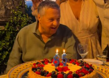 Renato Pozzetto spegne 85 candeline con il famoso collega