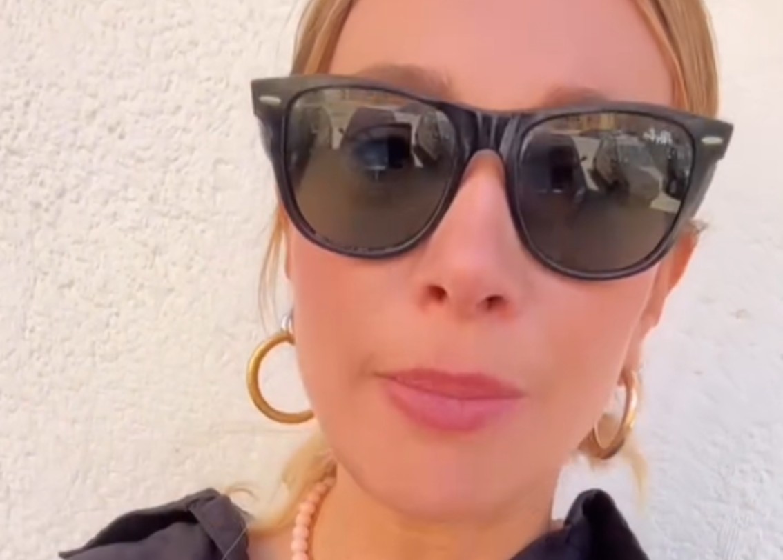 ''Assolutamente no, mi sono leccata i baffi'': accusano Clizia Incorvaia di aver ordinato la pasta solo per fare un video senza mangiarla, lei sbotta - Gossip.it | News sul Gossip e VIP