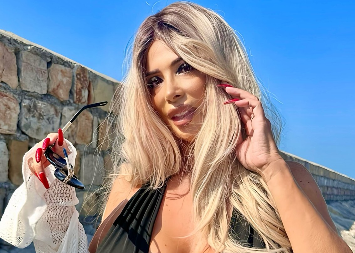 ''Decine di migliaia di euro al mese'': Sonia Grey rivela quanto guadagna con il suo profilo ‘hot’ e dove si è trasferita - Gossip.it | News sul Gossip e VIP