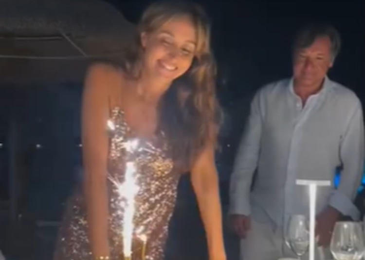 Benedetta Parodi compie 53 anni e festeggia in famiglia