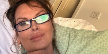 ''Prima di entrare nella camera mortuaria mi hanno bendata'': Dalila Di Lazzaro racconta un particolare straziante della morte del figlio