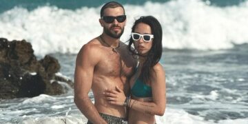 Aurora Ramazzotti in Kenya dai suoceri insieme a Goffredo Cerza e al loro piccolo Cesare