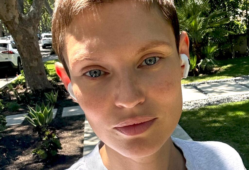 ''Ho aperto Google e ho digitato: il cancro ovarico al terzo stadio è curabile?'': Bianca Balti a un anno dalla scoperta del tumore fa nuove confessioni ''Ho aperto Google e ho digitato: il cancro ovarico al terzo stadio è curabile?'': Bianca Balti a un anno dalla scoperta del tumore fa nuove confessioni