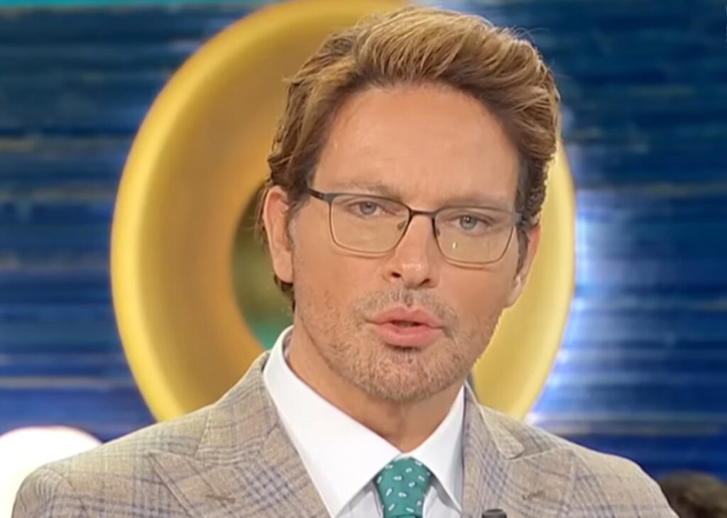 ''Ne sto parlando con psicologa'': Gabriel Garko rivela di non vivere sereno a causa di alcune dinamiche della sua vita prima del coming out ''Ne sto parlando con psicologa'': Gabriel Garko rivela di non vivere sereno a causa di alcune dinamiche della sua vita prima del coming out