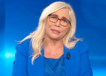 ''Sono dispiaciuta per le cose che ha detto'': Mara Venier prende distanze da Katia Ricciarelli sul caso della segretaria di Baudo
