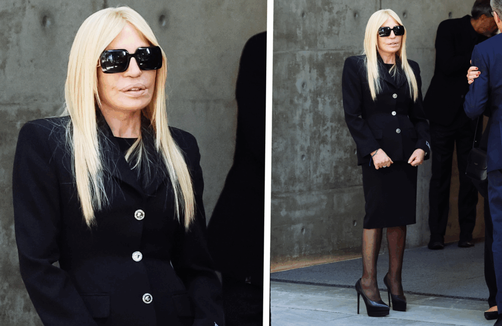 Donatella Versace in total black per l’ultimo saluto a Giorgio Armani, per anni considerato rivale del fratello Gianni: foto Donatella Versace in total black per l’ultimo saluto a Giorgio Armani, per anni considerato rivale del fratello Gianni: foto