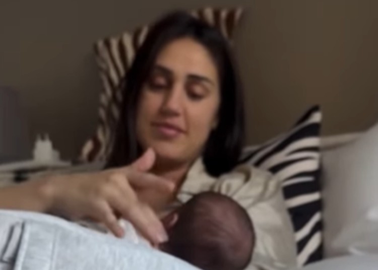 ''Clara è una bambina buona e meravigliosa'': Cecilia Rodriguez è al settimo cielo ''Clara è una bambina buona e meravigliosa'': Cecilia Rodriguez è al settimo cielo