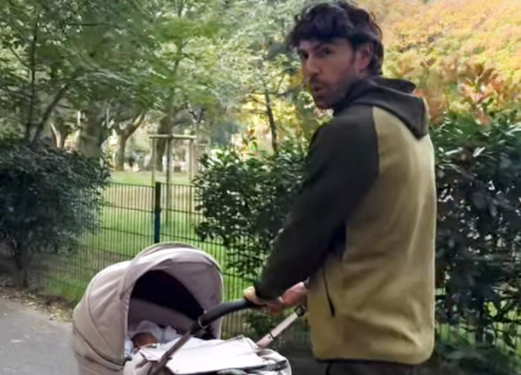 Il primo weekend al mondo di Clara Isabel figlia di Cecilia e Ignazio Moser Il primo weekend al mondo di Clara Isabel figlia di Cecilia e Ignazio Moser