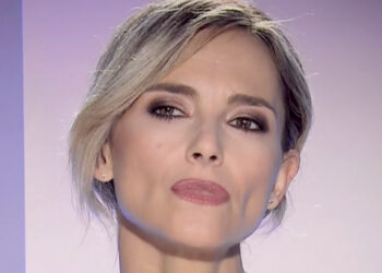 ''Mi svegliavo e piangevo, avevo un tormento dentro'': Francesca Fialdini si apre sui suoi problemi di salute mentale